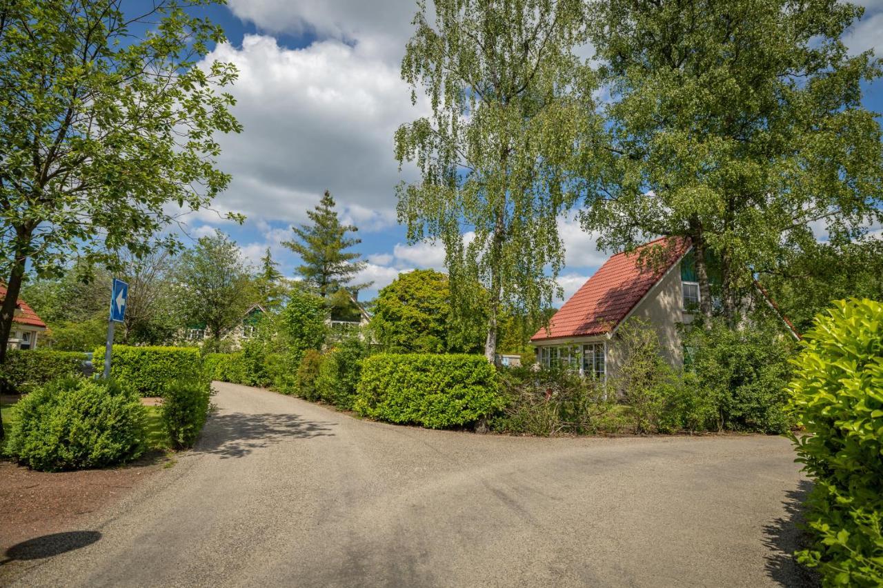 Bungalow - 6 Personen Gelegen In De Nabije Omgeving Van Avonturenpark Hellendoorn En De Prachtige Sallandse Heuvelrug En Eelerberg Eksteriør billede