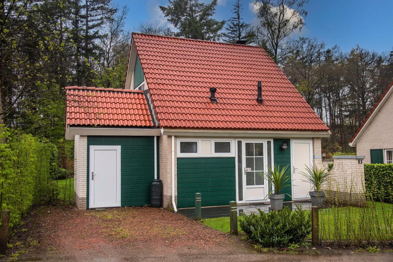 Bungalow - 6 Personen Gelegen In De Nabije Omgeving Van Avonturenpark Hellendoorn En De Prachtige Sallandse Heuvelrug En Eelerberg Eksteriør billede