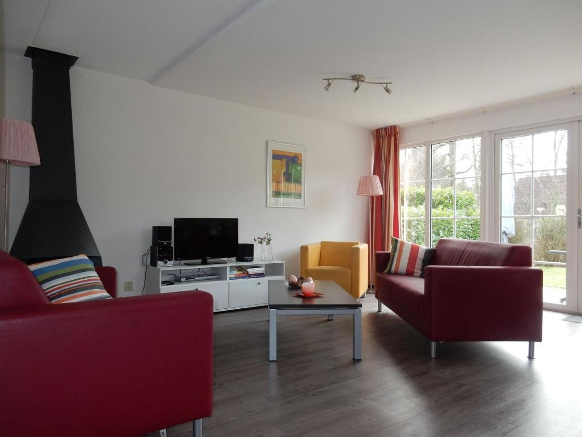 Bungalow - 6 Personen Gelegen In De Nabije Omgeving Van Avonturenpark Hellendoorn En De Prachtige Sallandse Heuvelrug En Eelerberg Eksteriør billede