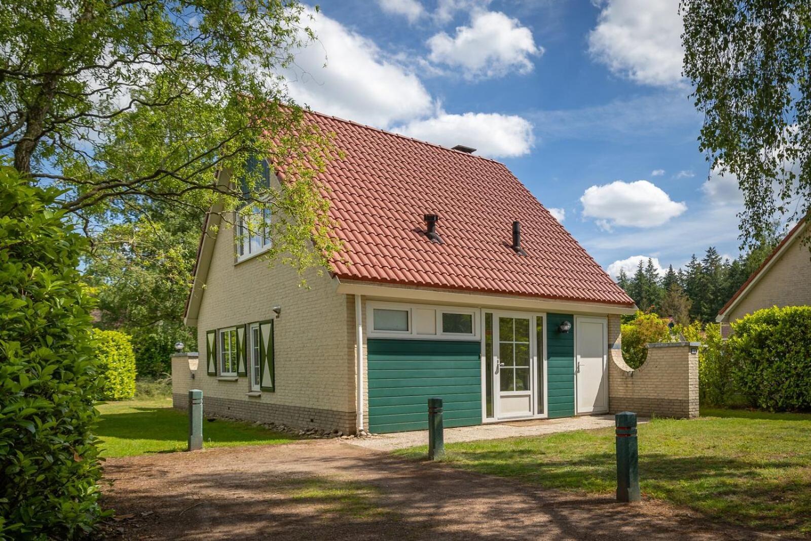 Bungalow - 6 Personen Gelegen In De Nabije Omgeving Van Avonturenpark Hellendoorn En De Prachtige Sallandse Heuvelrug En Eelerberg Eksteriør billede