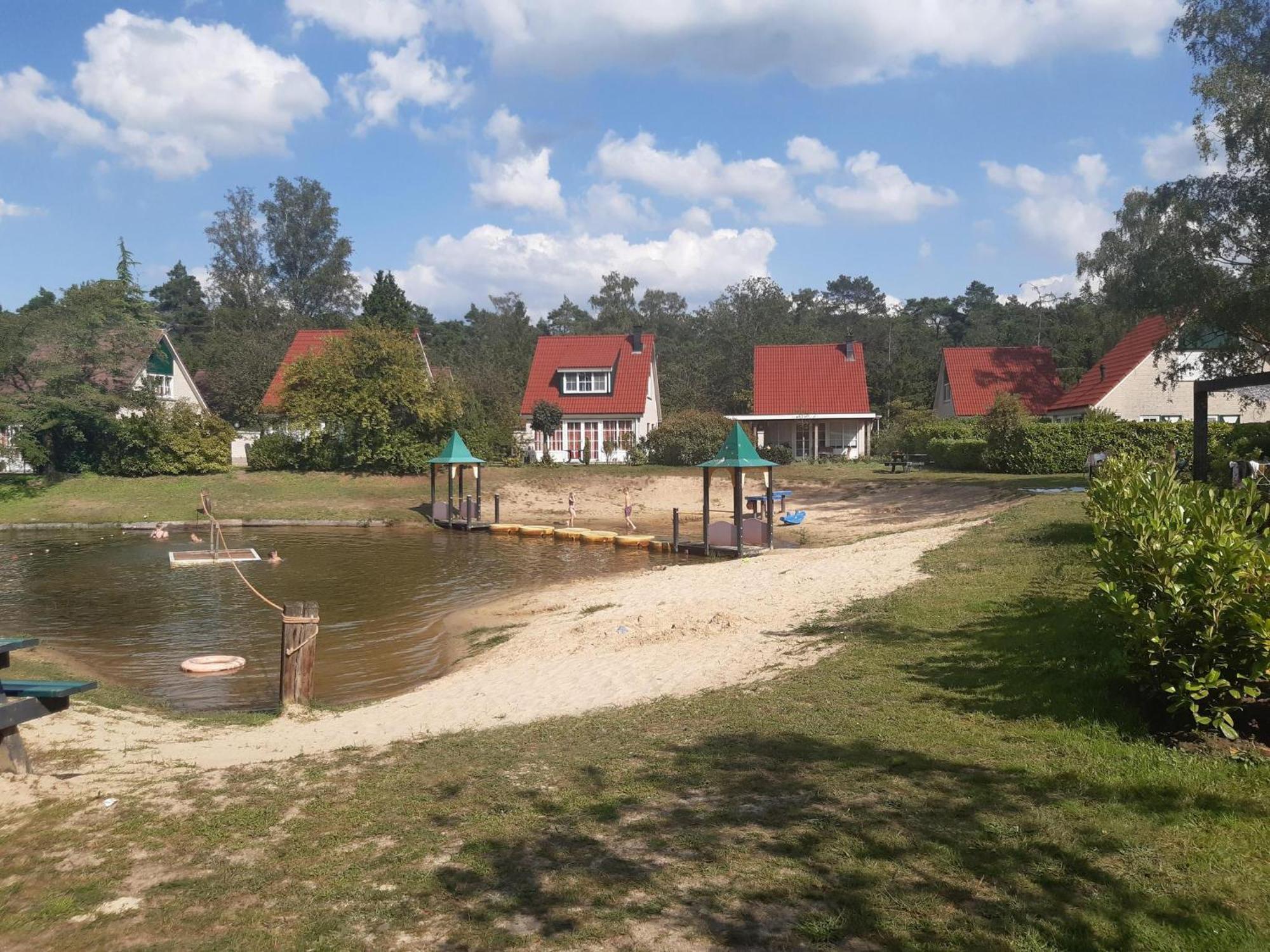Bungalow - 6 Personen Gelegen In De Nabije Omgeving Van Avonturenpark Hellendoorn En De Prachtige Sallandse Heuvelrug En Eelerberg Eksteriør billede
