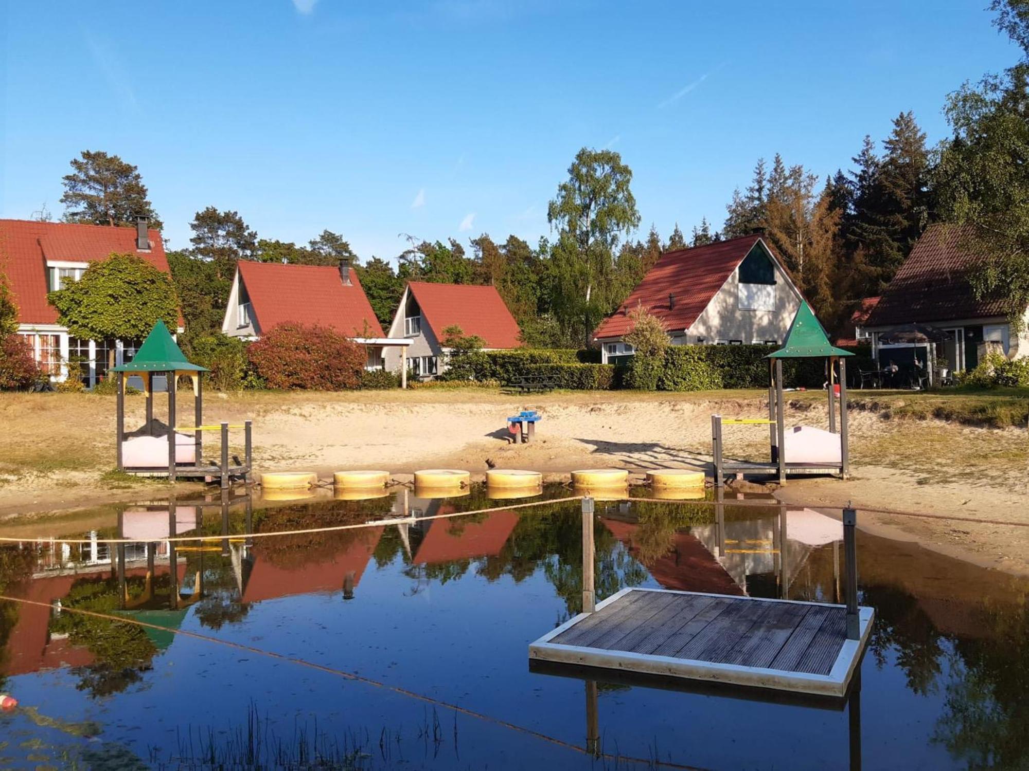 Bungalow - 6 Personen Gelegen In De Nabije Omgeving Van Avonturenpark Hellendoorn En De Prachtige Sallandse Heuvelrug En Eelerberg Eksteriør billede